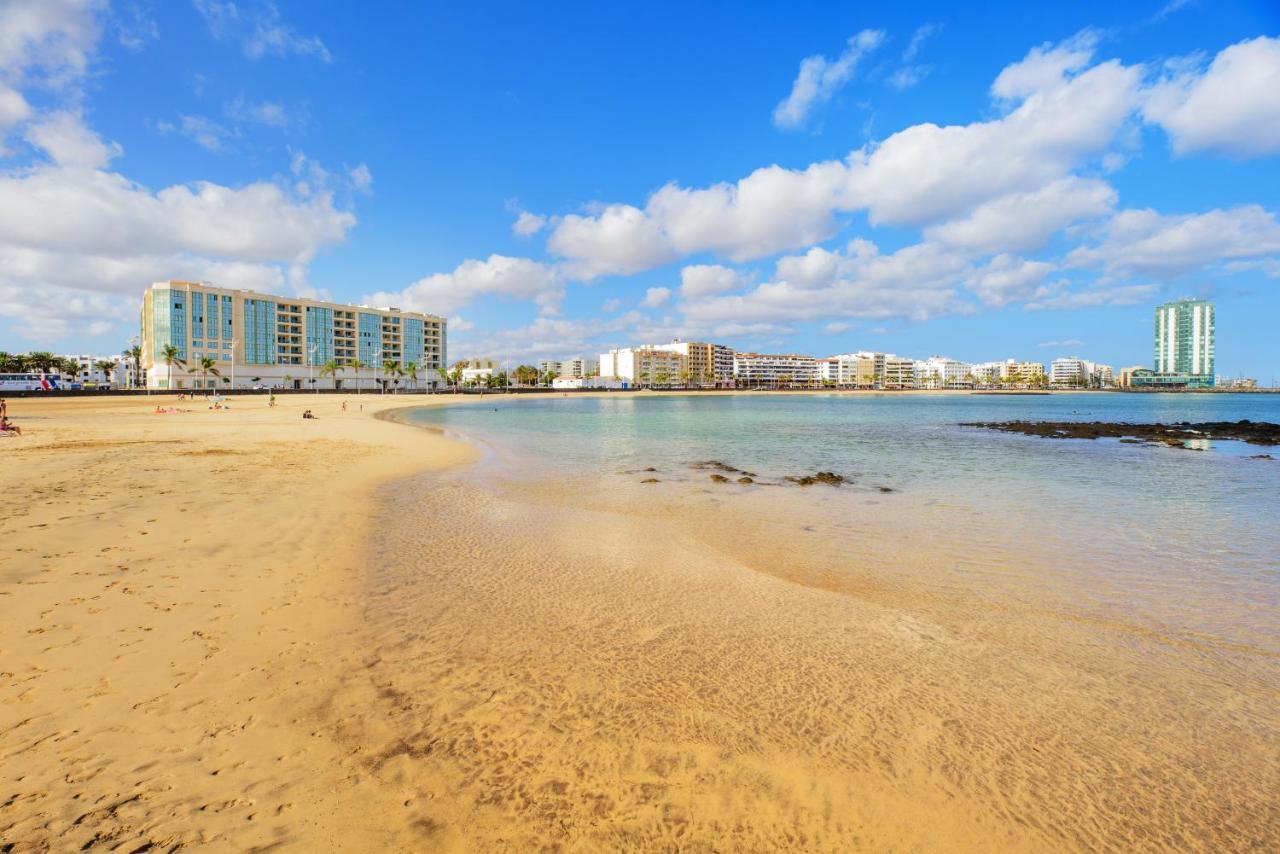 Lanzahost Oceanis XXI Apartment Аресифе Екстериор снимка